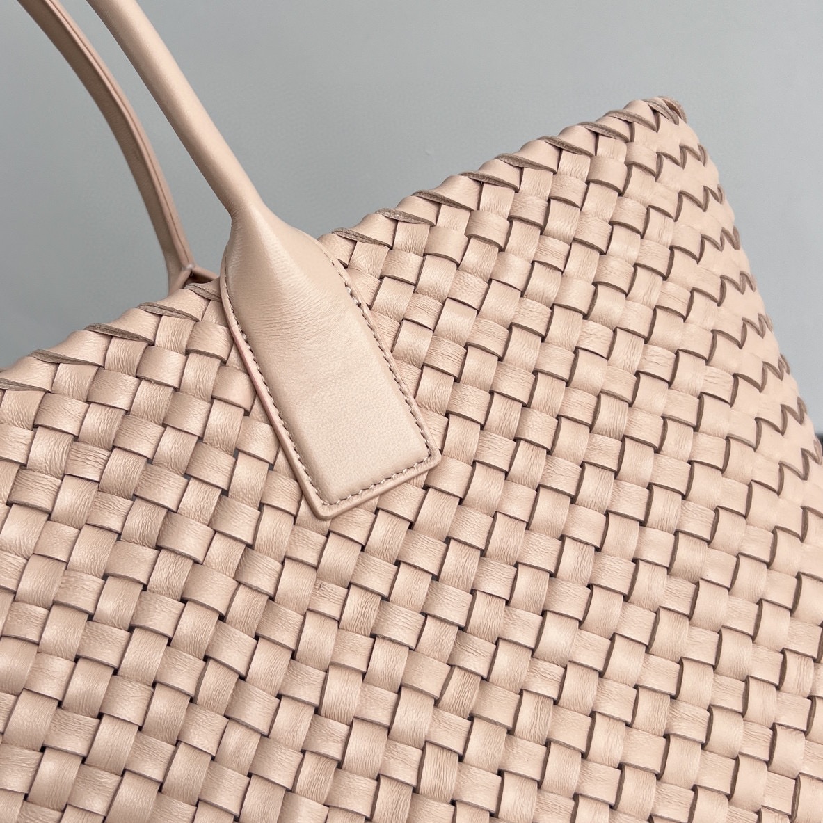 bo*te*ga Ve*ne*ta cabat large bag