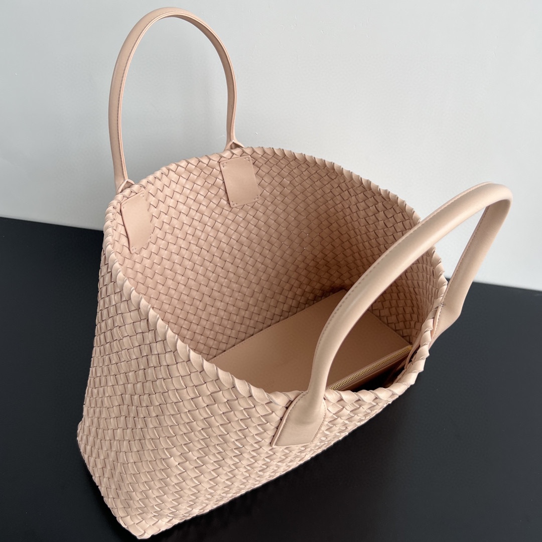 bo*te*ga Ve*ne*ta cabat large bag