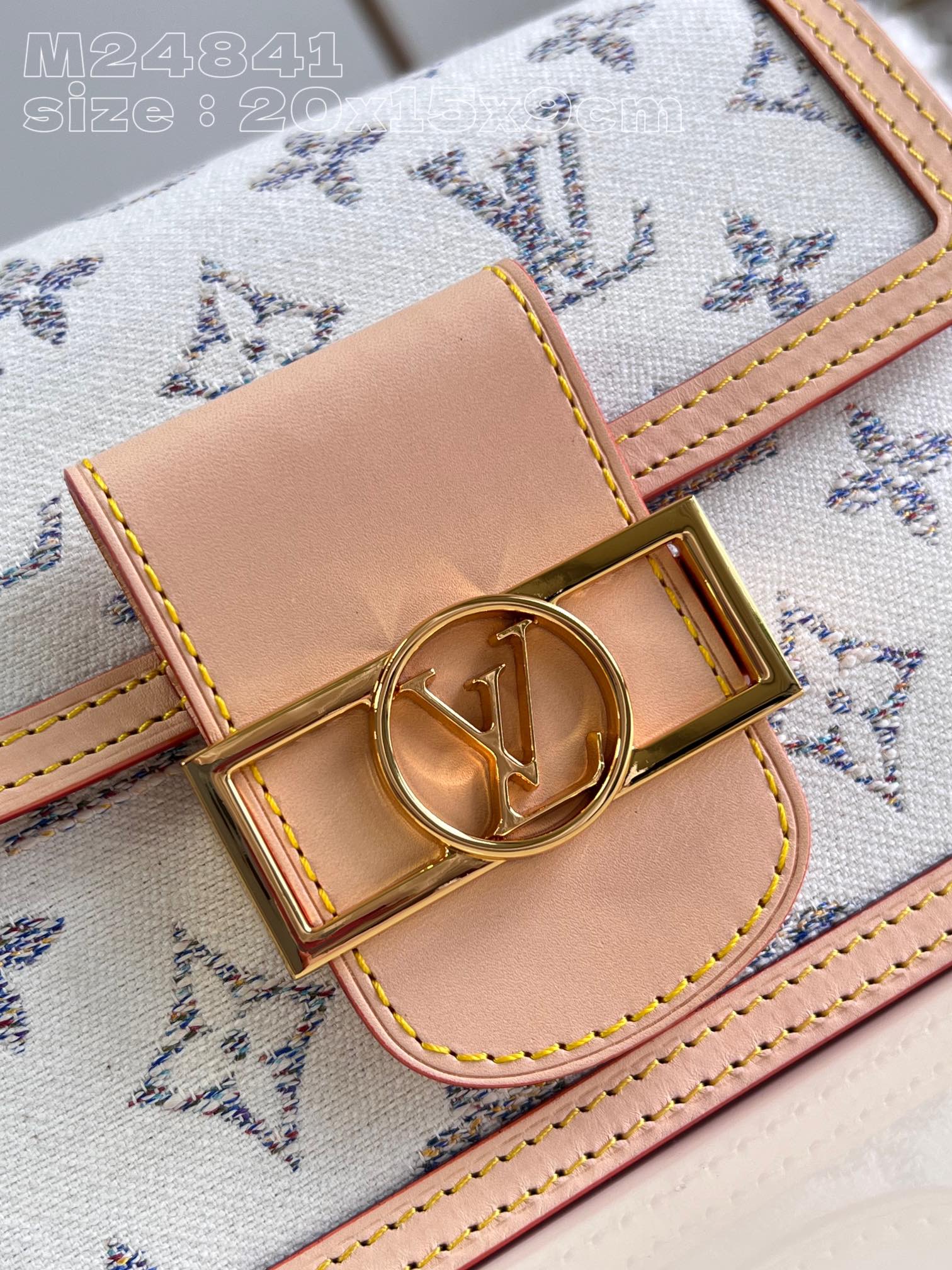 l**is V*t*n mini dauphine