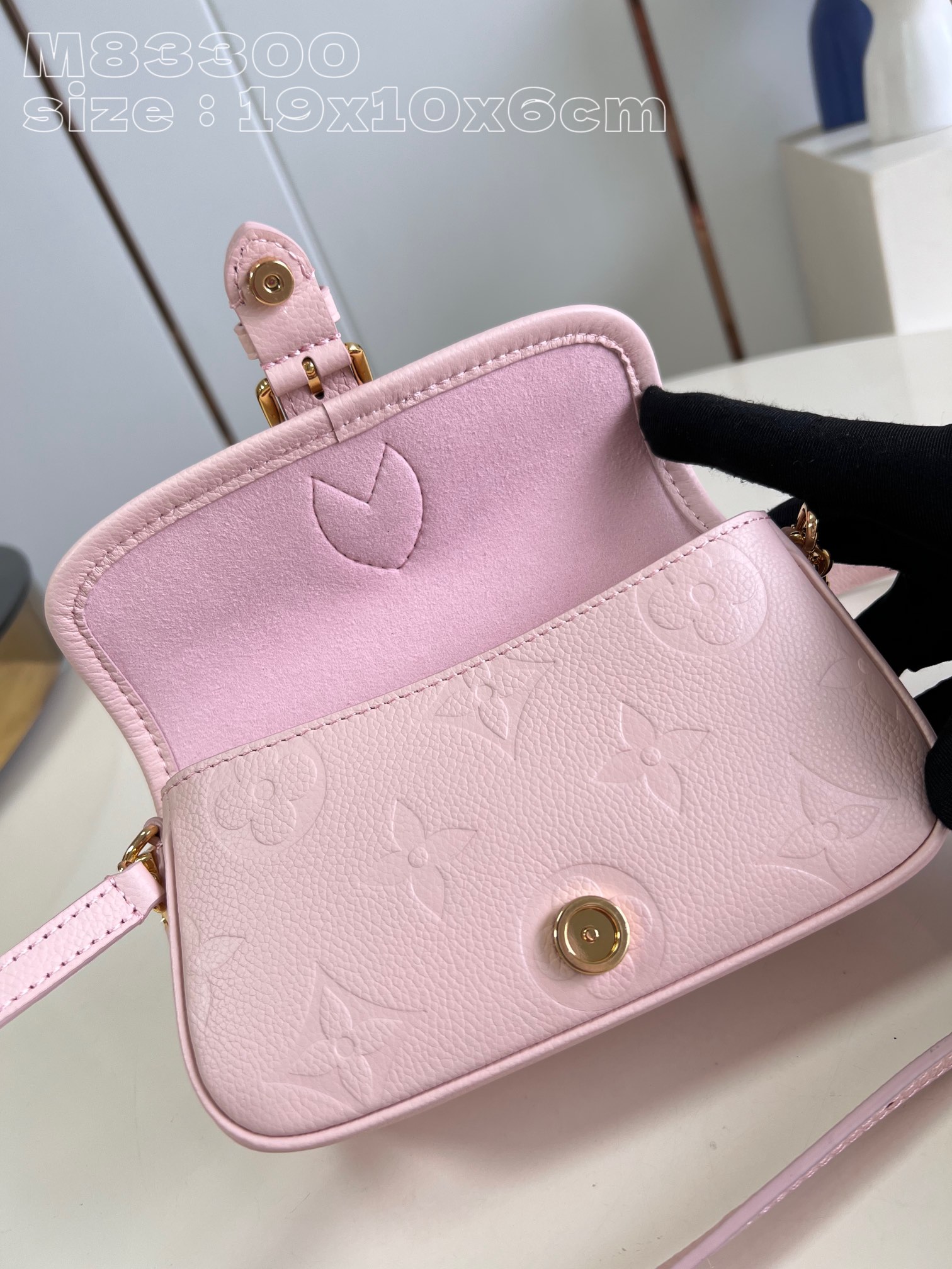 l**is V*t*n nano diane