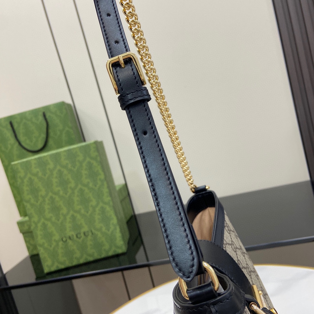 PADLOCK GG MEDIUM SHOULDER BAG