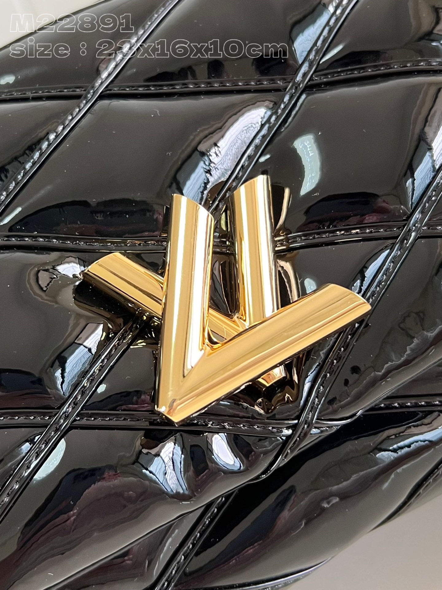 l**is V*t*n go-14 mm