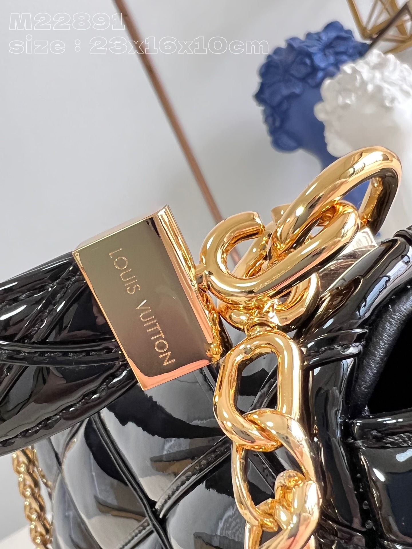 l**is V*t*n go-14 mm