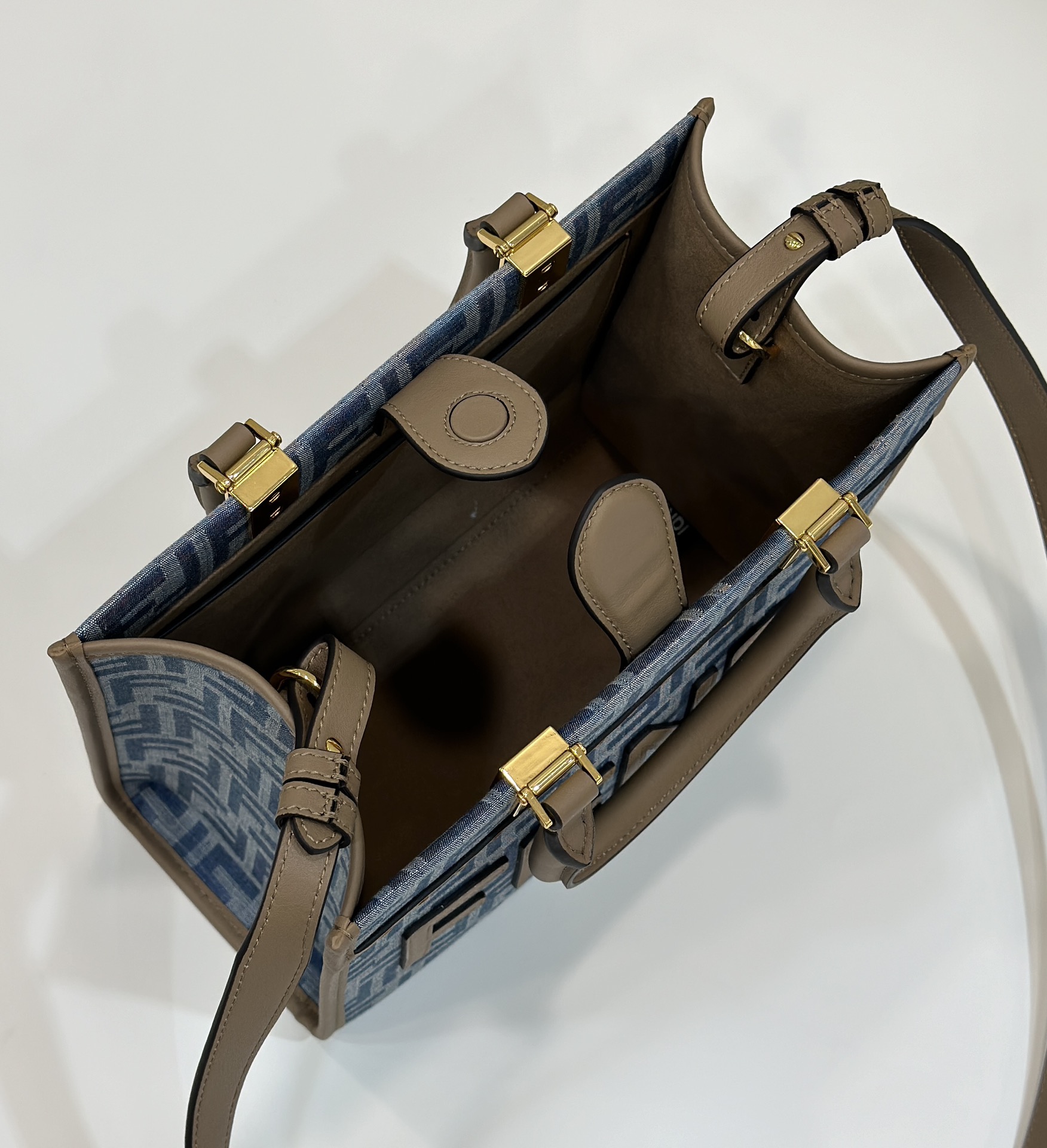 F**di sunshine small