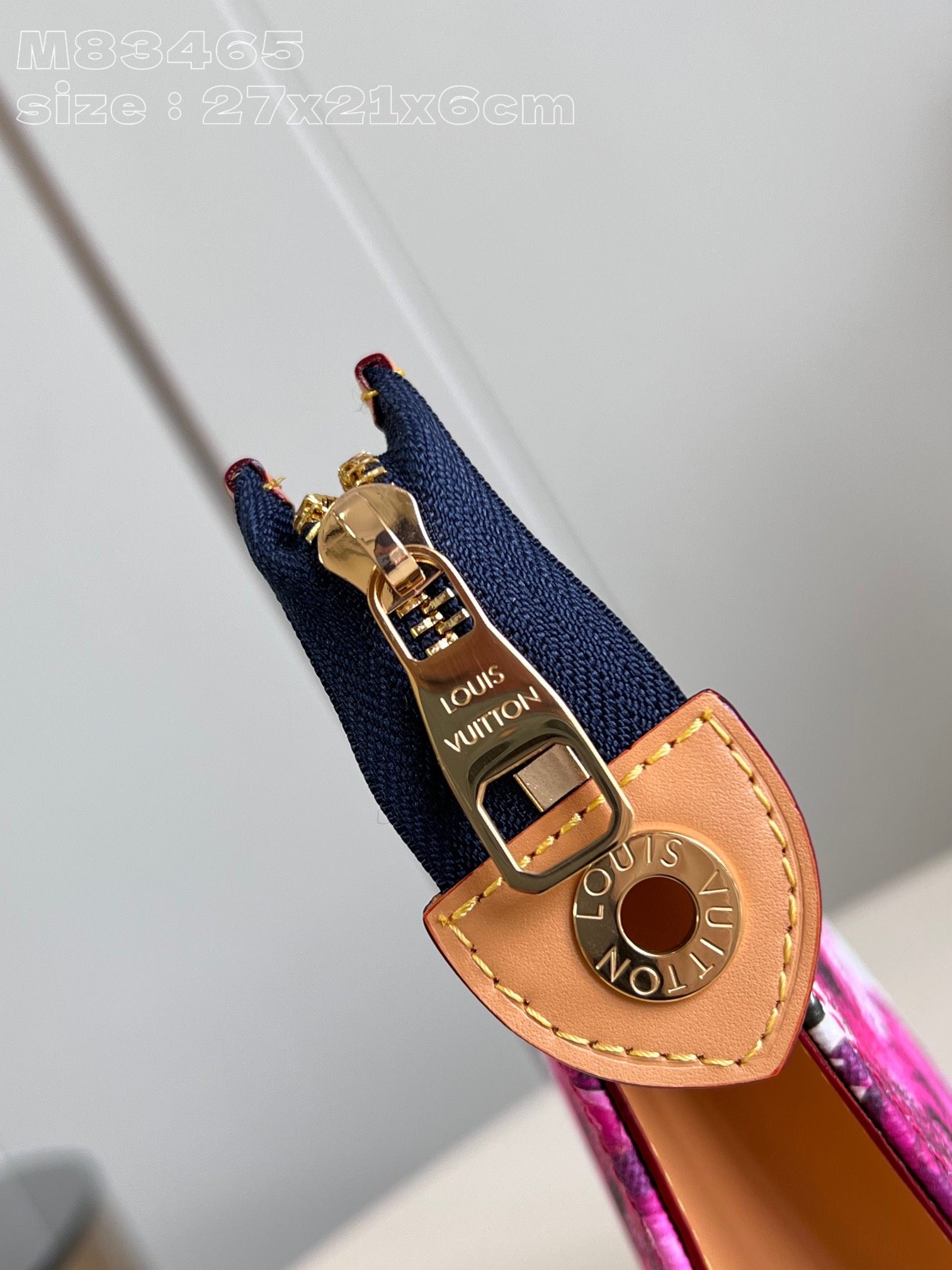 l**is V*t*n pochette voyage bag