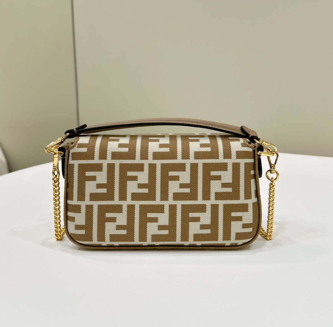 F**di baguette bag