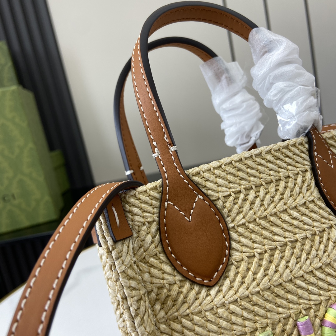 g*u*i S*per mini straw-effect bag