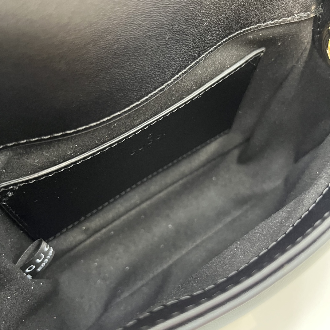 G*u*i gg marmont mini top handle bag