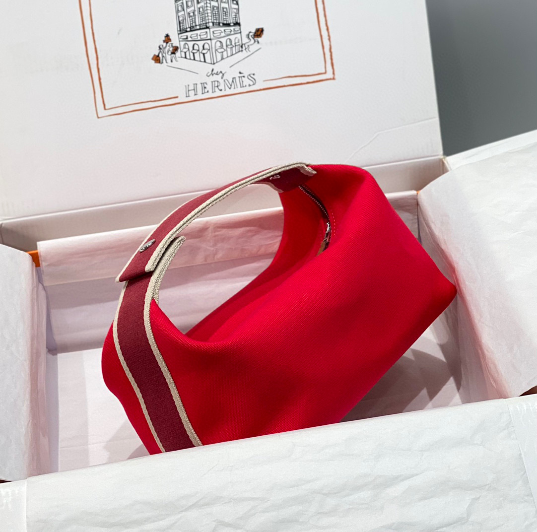 H**mes bride-a-brac case